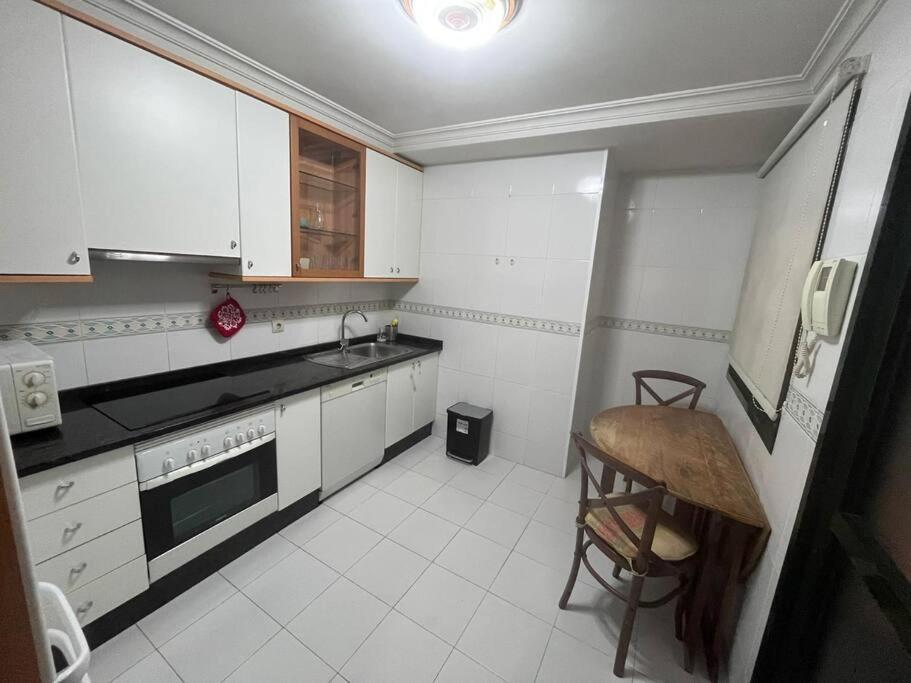 Ferienwohnung Piso En Bouzas Con Vistas A La Ria Vigo Exterior foto